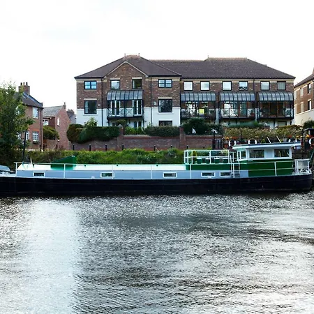 Motor Vessel Till Botel *