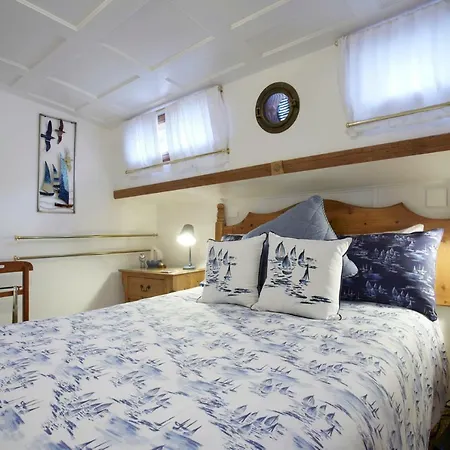Botel Motor Vessel Till York